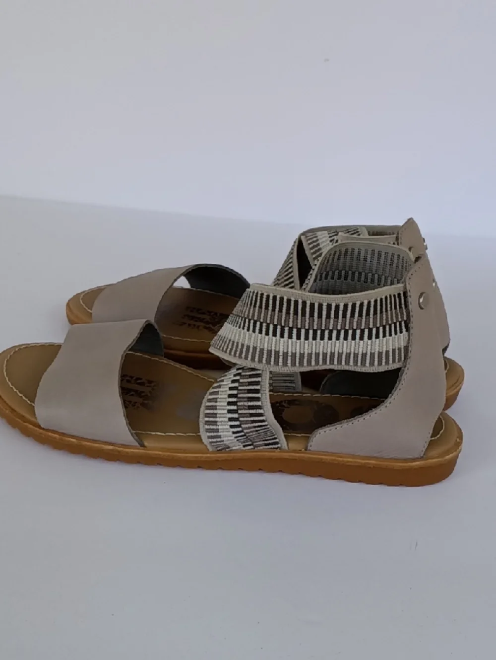 Sorel Ella Womens Leather & Elastic  Gladiator Sandals Size 6 Gray & Tan